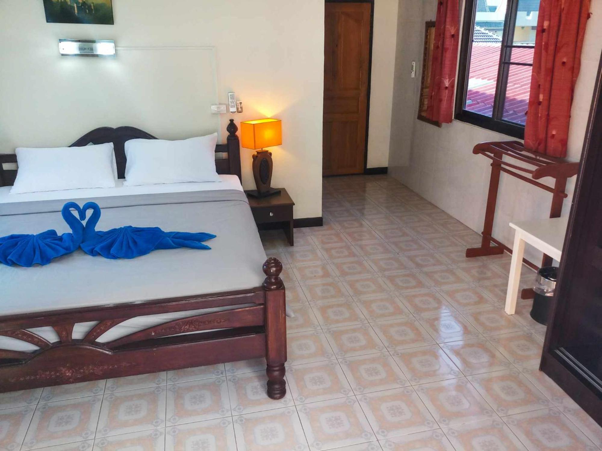 Kata Lina Guesthouse Екстер'єр фото