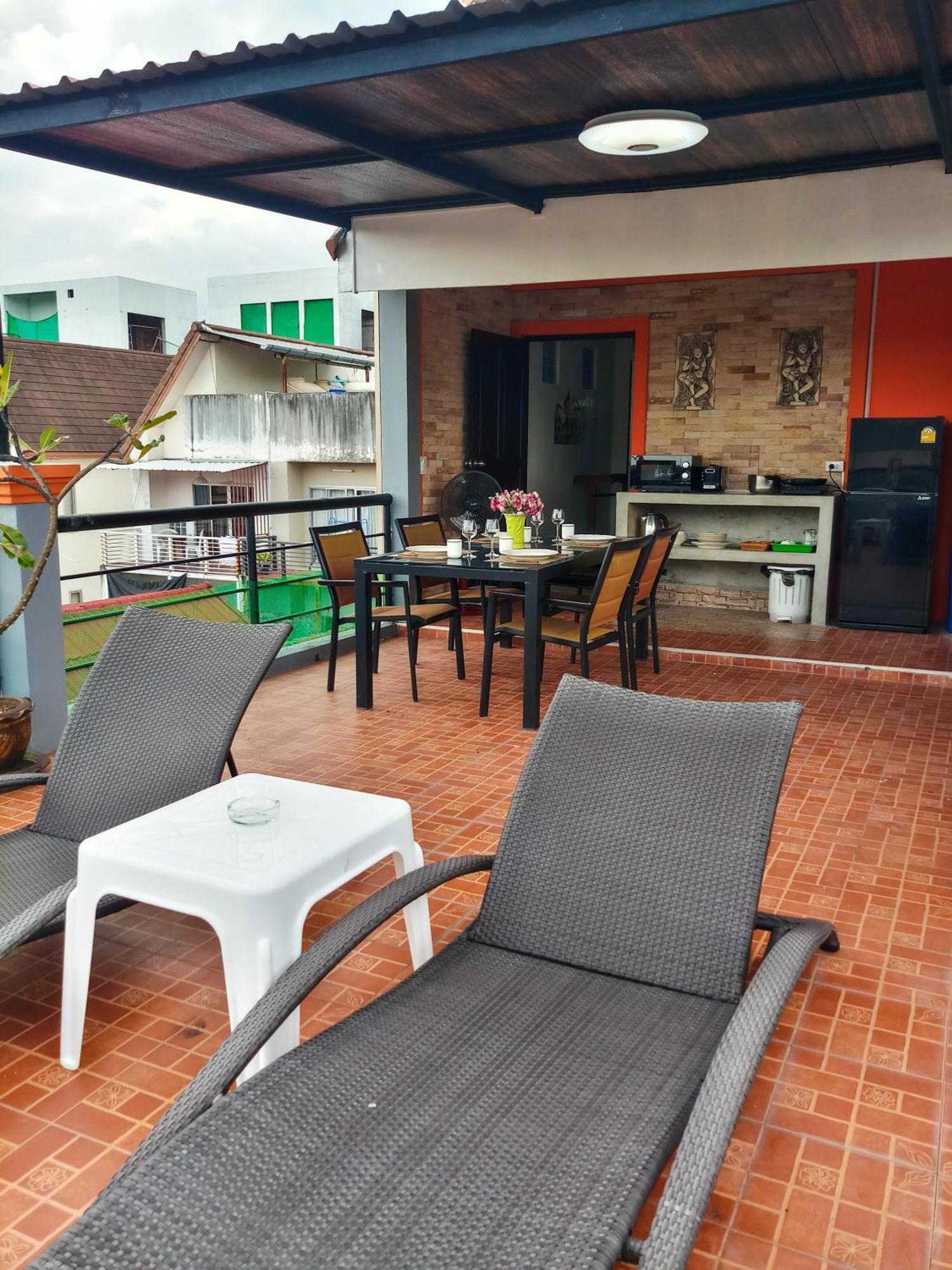 Kata Lina Guesthouse Екстер'єр фото