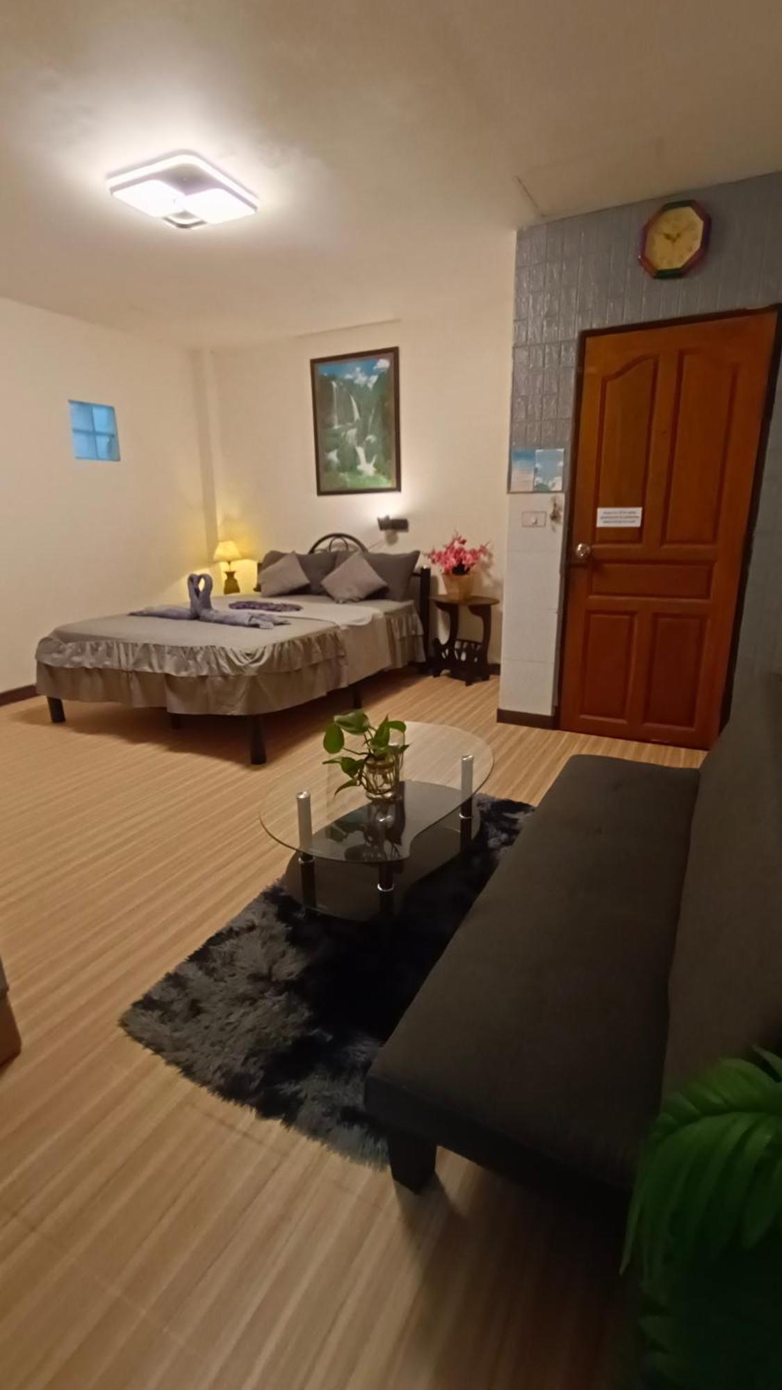 Kata Lina Guesthouse Екстер'єр фото