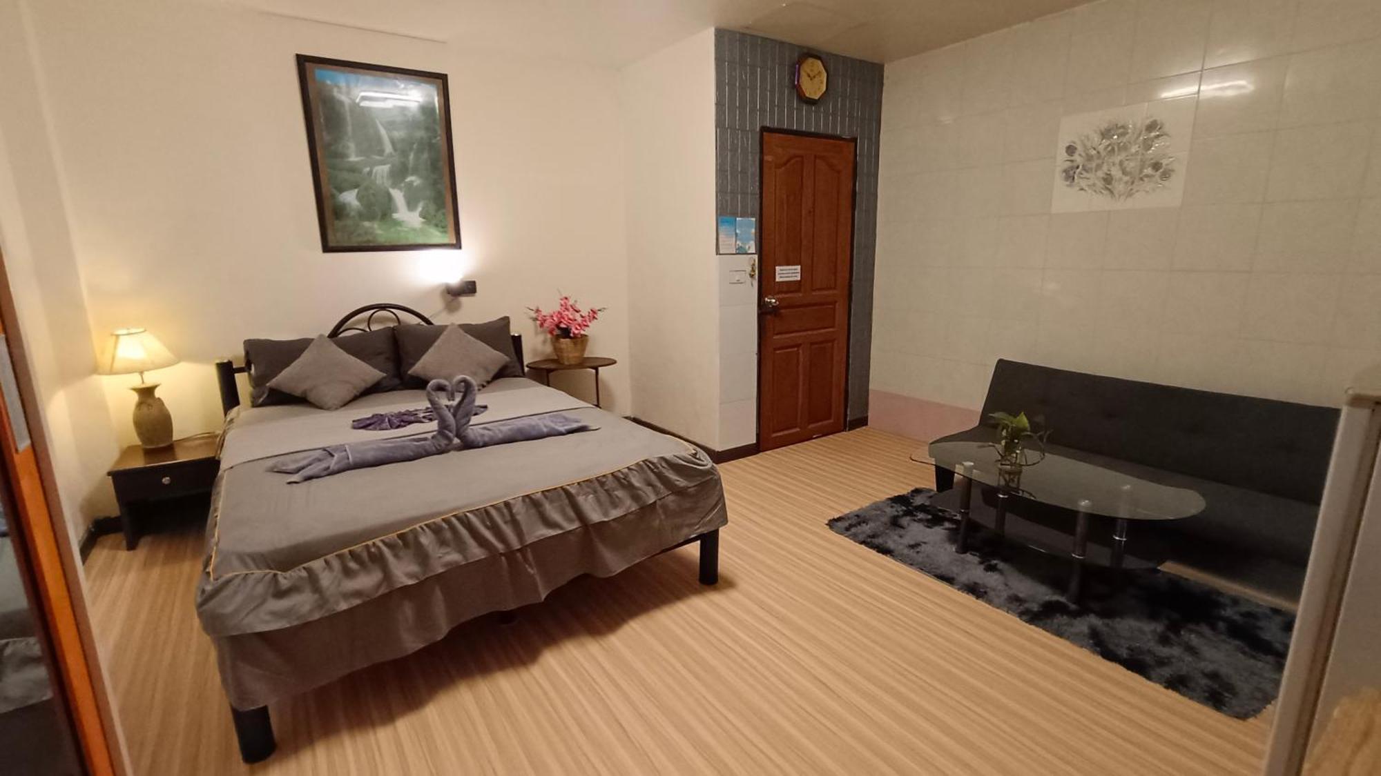 Kata Lina Guesthouse Екстер'єр фото